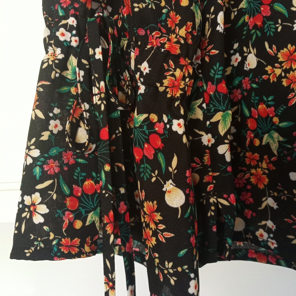 J.Crew blouse - Picture 2 of 6